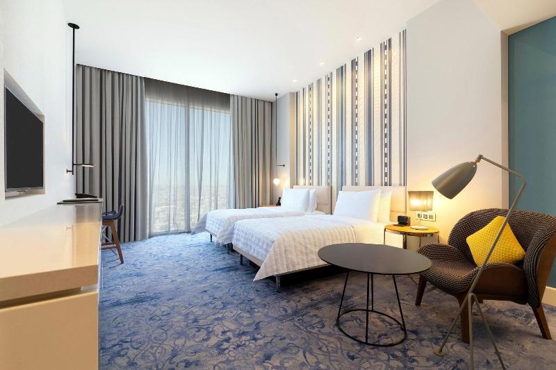 Le Meridien Hotel